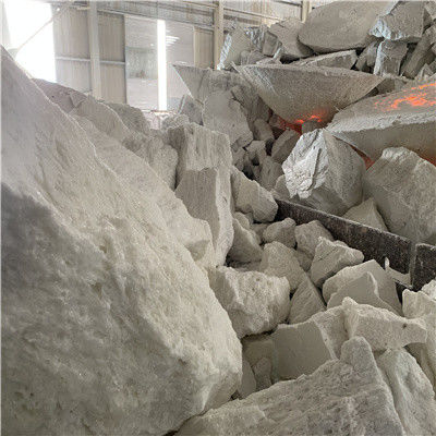 Durable High Purity 99.5% Tilting Furnace Barmac Crushed White Corundum WFA for Cut-off Wheels